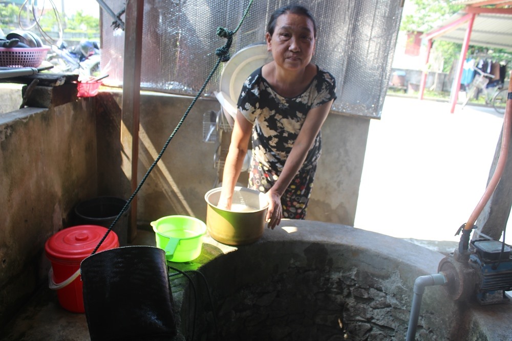 co nha may nuoc sach ngay canh nhung dan khong duoc dung