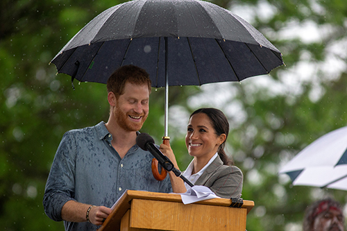 hoang tu harry bo ruou khi biet meghan mang thai