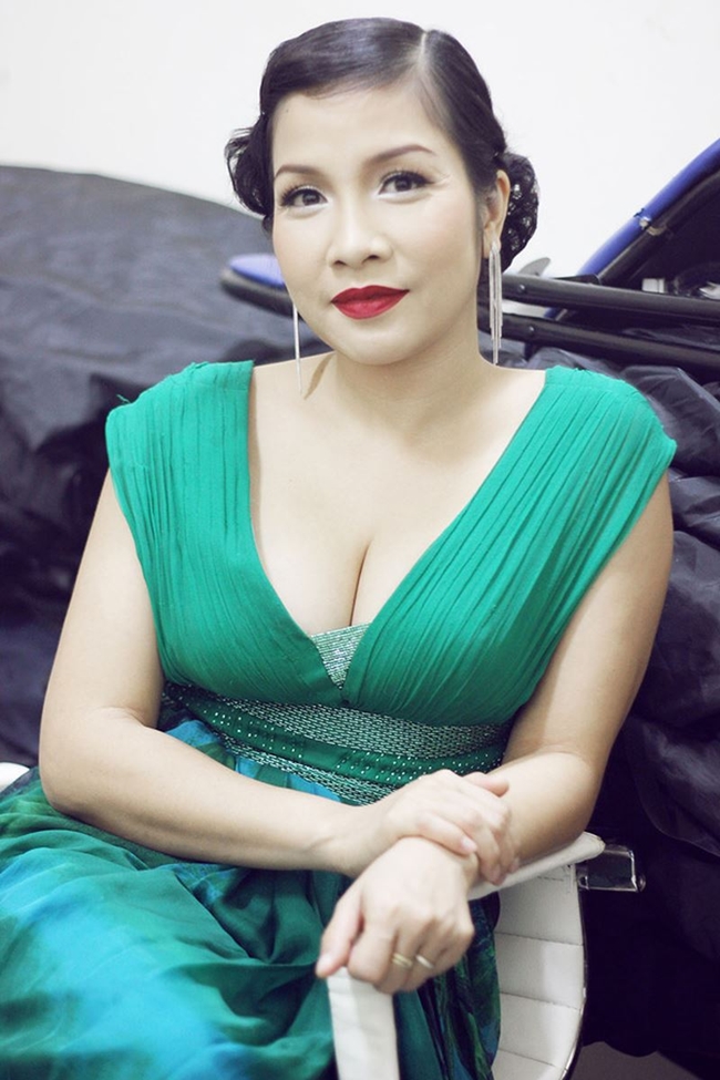 kham pha biet thu nha vuon trieu do cua diva my linh o ngoai thanh ha noi