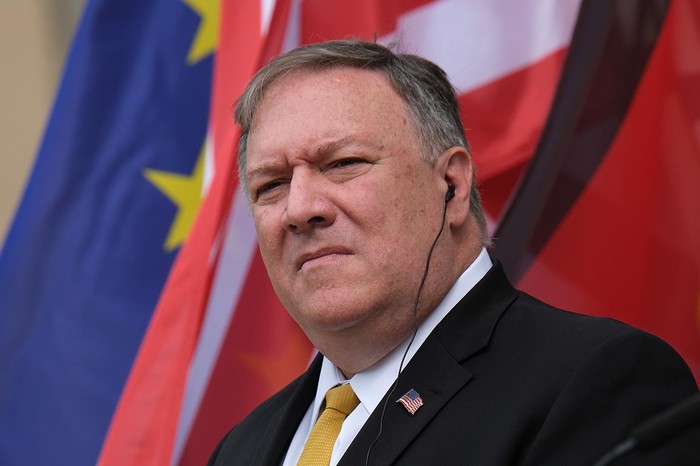 ngoai truong my pompeo thua nhan lien quan den cuoc dien dam gay tranh cai voi ukraine