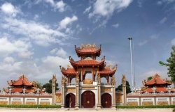 Choáng ngợp ngôi nhà thờ họ trăm tỷ ở Nghệ An