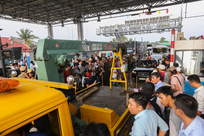 tai xe la het doi tram bot cai lay nhan tien le xa tram