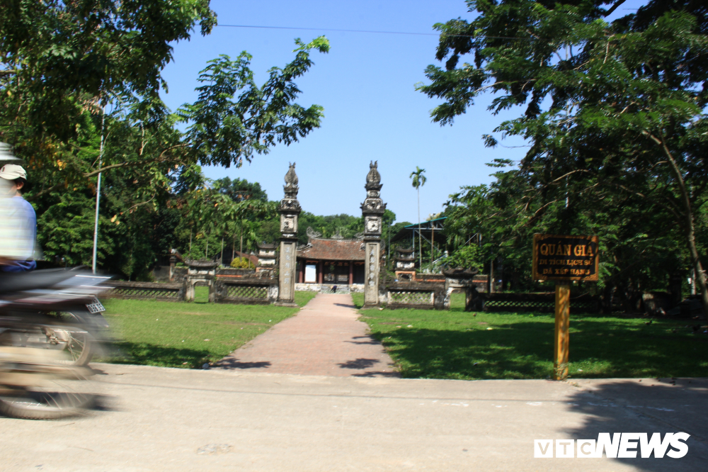 anh ba cay sua tram tuoi tri gia hang chuc ty dong dan thay nhau trong giu ngay dem o ha noi