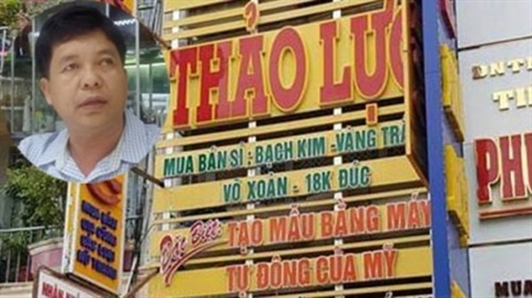 dang sau quyet dinh tra lai 20 vien kim cuong hoi mon