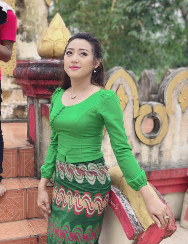 nhan sac tuyet xinh cua ban gai ronaldo myanmar sap dau cong phuong