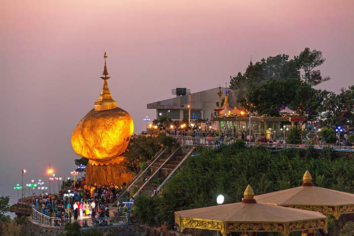 hon da thieng bang vang o myanmar va bi mat an chua ben trong