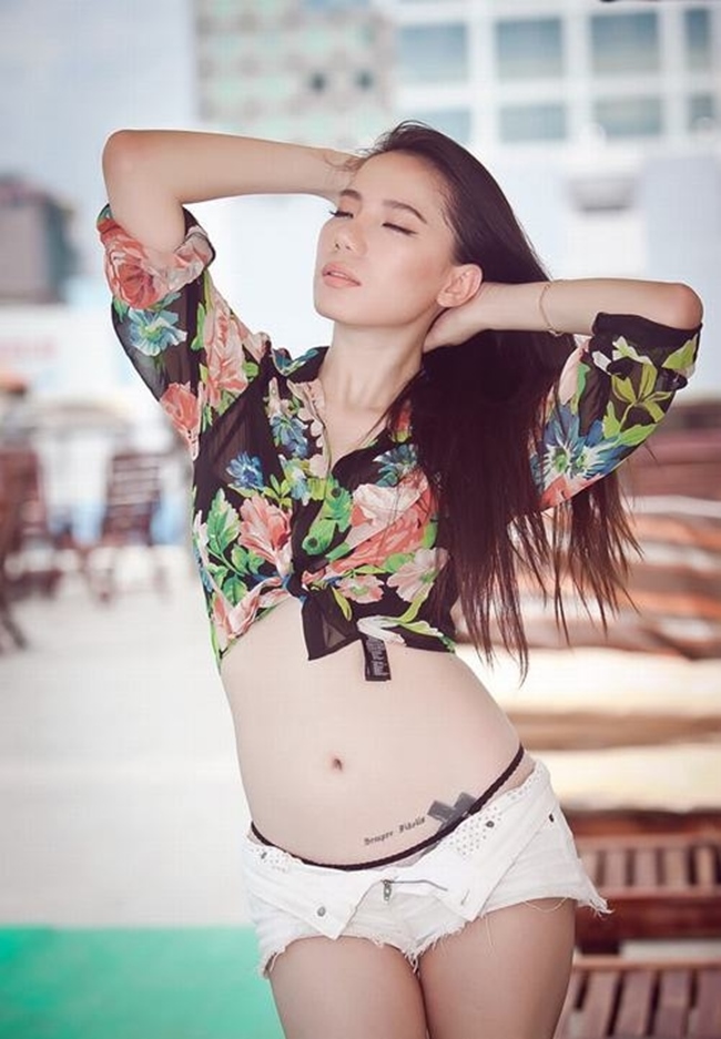 my nhan lo hinh xam cho hiem khi sexy tao bao khong chi co huong tram