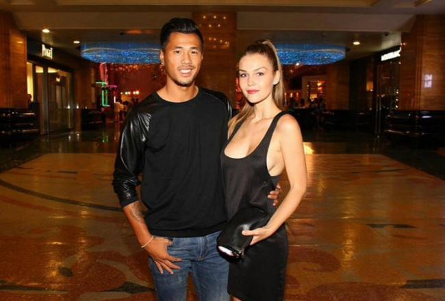 Ngắm vợ siêu mẫu nóng bỏng của đội trưởng Campuchia trước đại chiến Việt Nam ngam vo sieu mau nong bong cua doi truong campuchia truoc dai chien viet nam