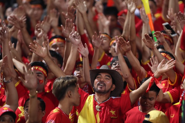 viet nam vao ban ket aff cup voi ngoi dau