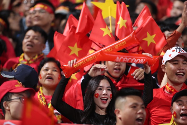 viet nam vao ban ket aff cup voi ngoi dau