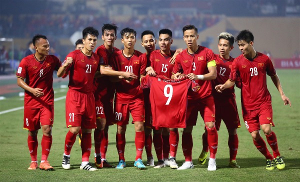 viet nam vao ban ket aff cup voi ngoi dau