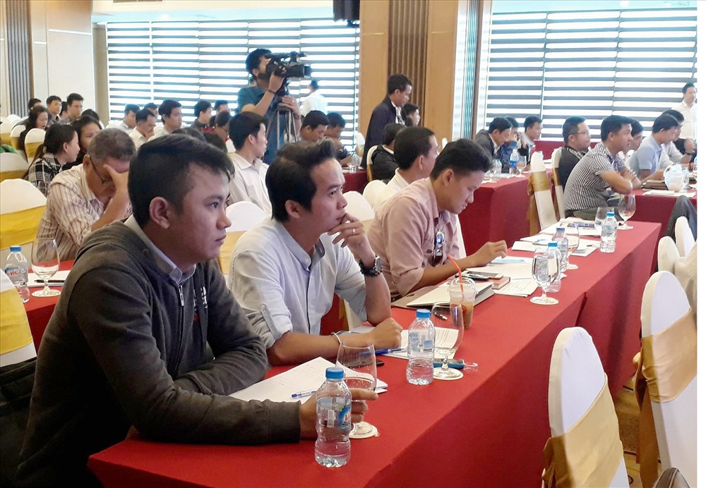 Tổng cục Du lịch làm việc với hướng dẫn viên: Hết thời hoạt động tự do! tong cuc du lich lam viec voi huong dan vien het thoi hoat dong tu do