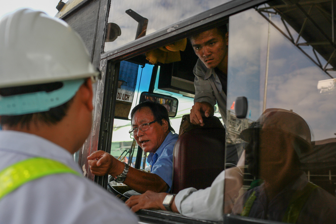 tai xe quyet khong tra phi bot cai lay xa tram hon 10 lan trong ngay