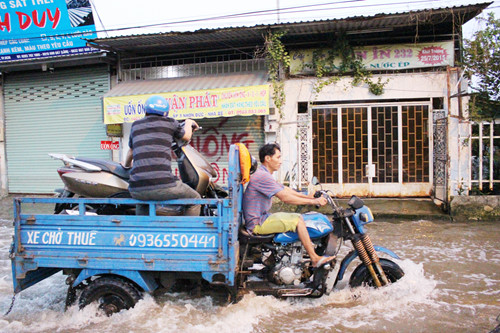 trieu cuong dang cao tren con duong ngap 20 ngaythang ba gac kiem tien trieu