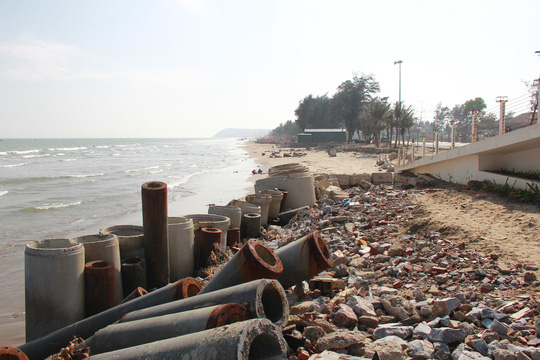 can canh bien thanh hoa bi ha ba nuot chung tung ngay