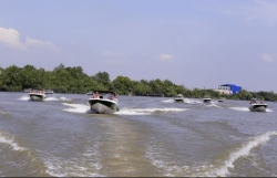 thu tuong yeu cau bo doi bien phong thanh thao ngoai ngu