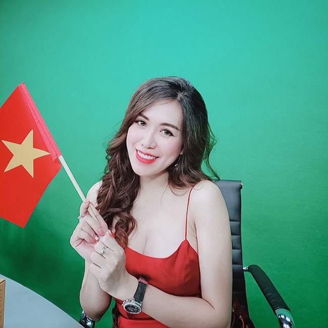 vn vo dich aff cup thu ky nong bong hua tung clip 16 phut khong che bi fan truy lung