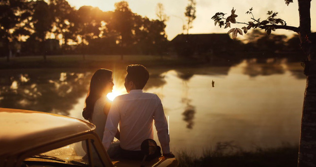 co ban gai bi an duoc le hieu tuyen bo dam cuoi mung tuyen vn vo dich