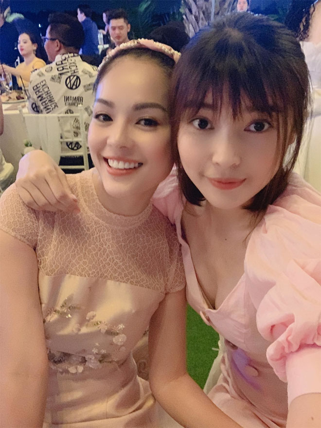 sao nam 28 tuoi cuoi nu dai gia ha noi cam khach du tiec dang anh co dau