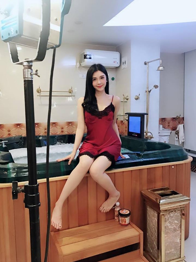 tinh cu cua quang le la hoa hau hot girl gio ra sao