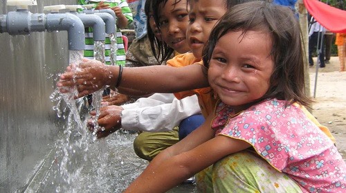 Đảm bảo cung cấp nước sinh hoạt bền vững, an toàn cho nhân dân - Ảnh minh họa: VGP
