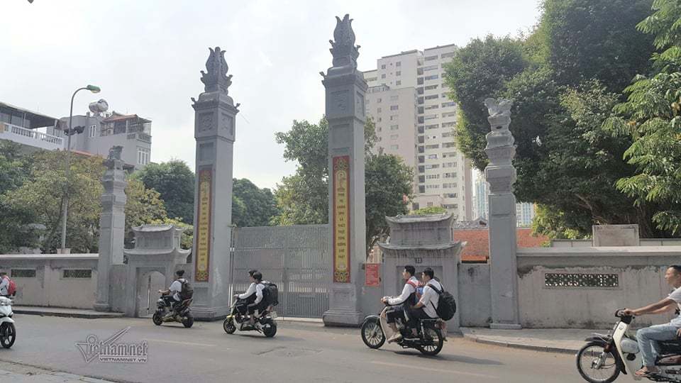 cuoc doi nguoi dan ba dep lam chao dao gioi doanh nhan ha thanh