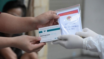 Người Hà Nội lùng mua thuốc Molnupiravir để tích trữ, Bộ Y tế yêu cầu xử lý