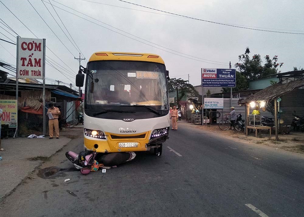 gan 200 nguoi chet 7 ngay tet tai nan tang cao vi to lai 2 banh