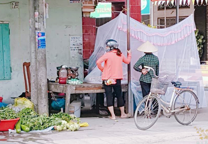 nguoi phu nu quay man tuyn ban thit o hai phong gay sot cong dong mang