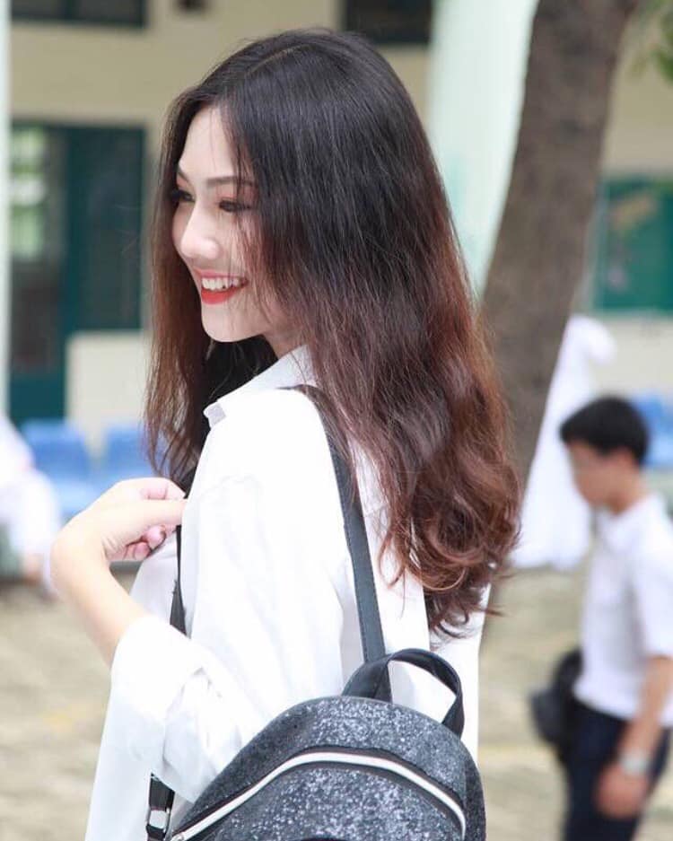 Vẻ đẹp rạng ngời của nữ sinh 17 tuổi khiến người đối diện khó rời mắt ve dep rang ngoi cua nu sinh 17 tuoi khien nguoi doi dien kho roi mat
