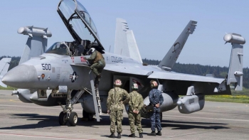 Mỹ điều máy bay Hải quân tăng cường phòng thủ cho NATO