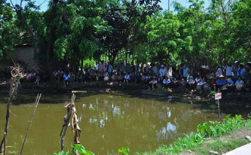 thong tin chinh thuc vu nguoi vo chet loa the duoi ao sau khi cai nhau voi chong