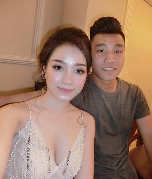 net quyen ru chet nguoi cua hoi vo va ban gai cac cau thu bong da vn