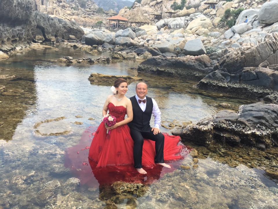 nguoi dan ong phap chinh phuc trai tim bang gia cua co gai binh dinh ngoai 30 tuoi