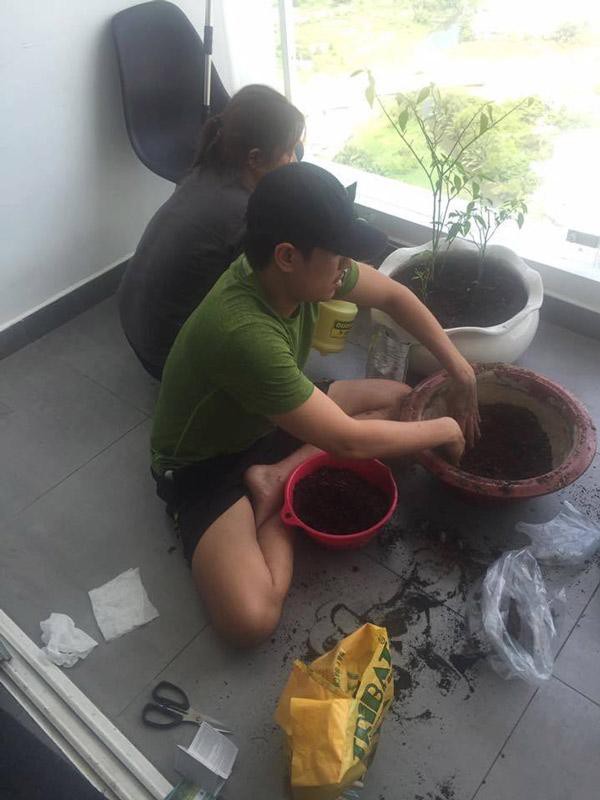 co gi trong can ho cua cat phuong va ong xa kem 18 tuoi kieu minh tuan