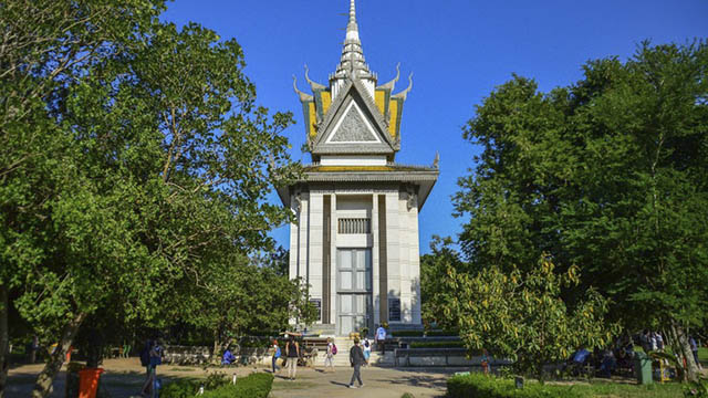 gan tay troi cung chua chac da dam toi 5 dia diem ma quai dang so nhat campuchia