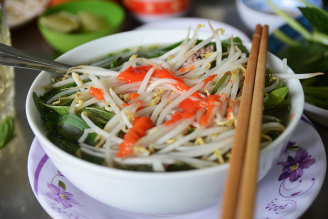 hang pho nua the ky dun bang cui va chuyen cho becgie chi an pho trong to