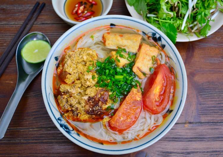 diem mat nhung quan bun rieu giai nhiet ngay ha noi nong ky luc