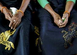 Tục bắt vợ đáng sợ ở hòn đảo được ví như viên ngọc của Indonesia