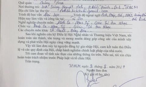 hieu truong mua danh va giao su nhac sen