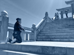 Chàng trai chinh phục 