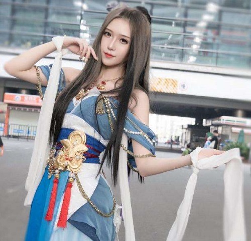 Thao thức suốt đêm với loạt ảnh nóng bỏng của 'đệ nhất nữ thần' cosplay Trung Quốc - Ảnh 4