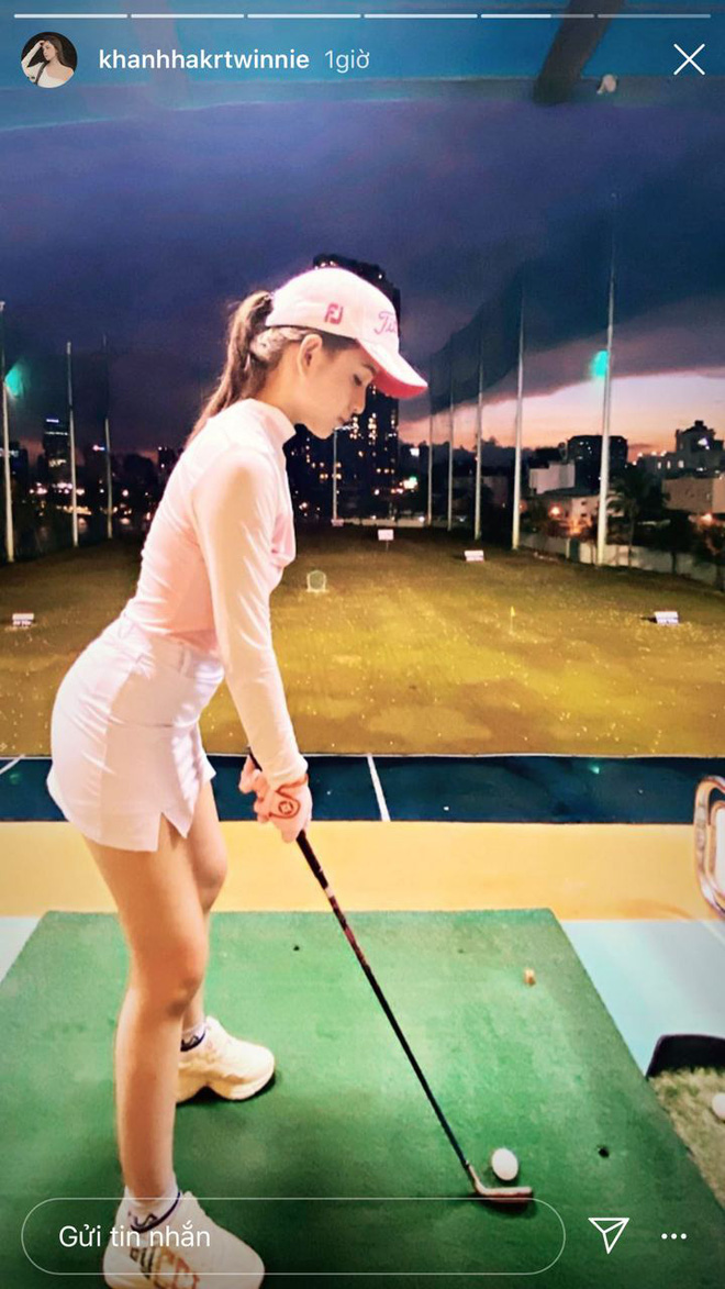 Check-in ở sân golf, bạn gái thiếu gia Phan Hoàng khoe body đẹp hút hồn, độ sang chảnh khó ai bì kịp - Ảnh 2