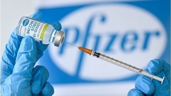 Lô vaccine Pfizer đầu tiên trong 1 triệu liều Mỹ tặng Việt Nam đã về tới Hà Nội