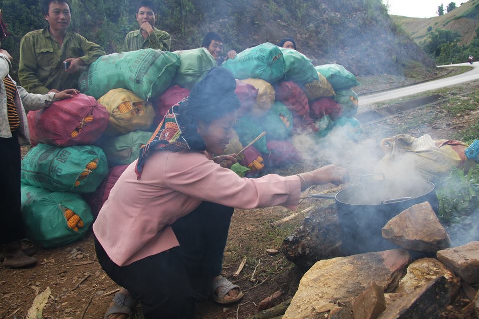 10kg ngo khong mua noi 1 bat pho nong dan son la dieu dung