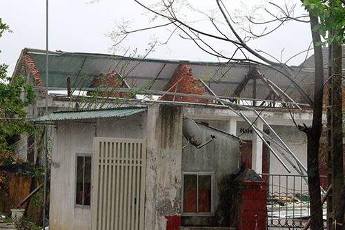 8 nguoi chet hon tram nghin ngoi nha bi toc mai do bao doksuri