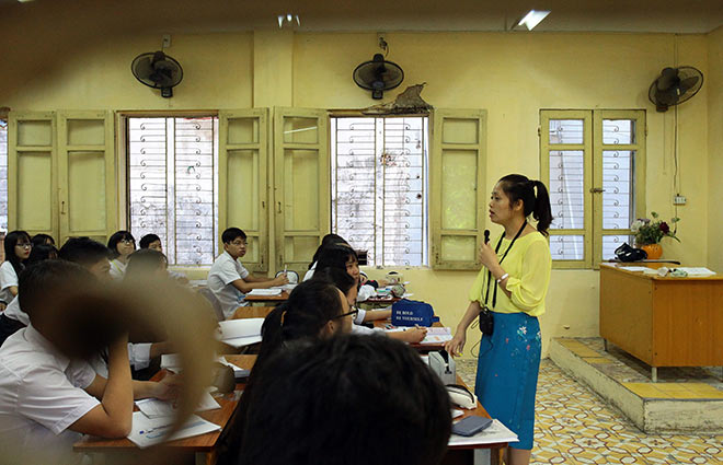 kho tin hoc sinh duoc de nghi doi mu bao hiem luc ngoi hoc