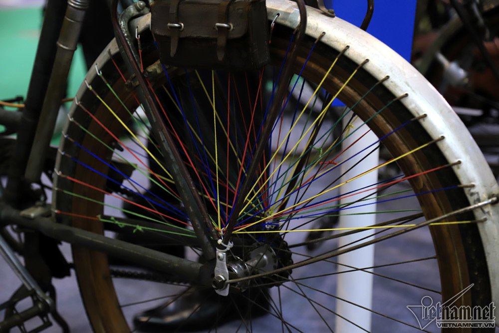 ngo ngang xe dap 100 tuoi dat ngang xe hop