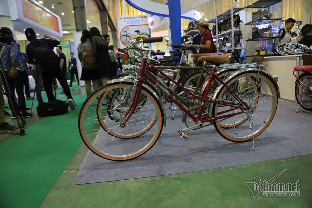ngo ngang xe dap 100 tuoi dat ngang xe hop