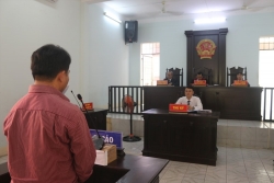 Ngâm hoá chất hơn 3 tấn củ cải, chủ cơ sở chế biến xin toà 